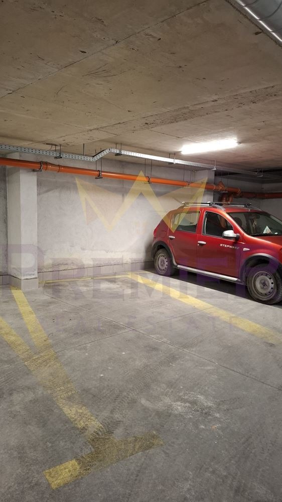 Продава ГАРАЖ, ПАРКОМЯСТО, гр. Варна, Погреби