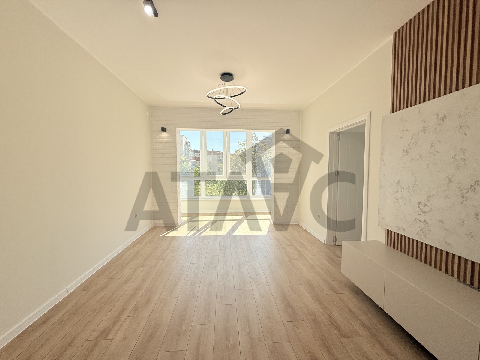Продава 4-СТАЕН, гр. Пловдив, Тракия, снимка 4 - Апартаменти - 54553901