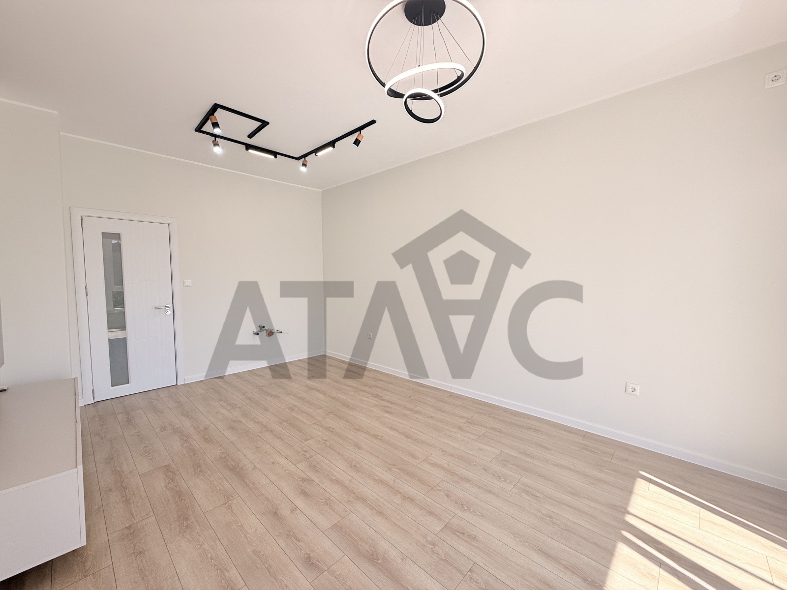 Продава 4-СТАЕН, гр. Пловдив, Тракия, снимка 6 - Апартаменти - 54553901