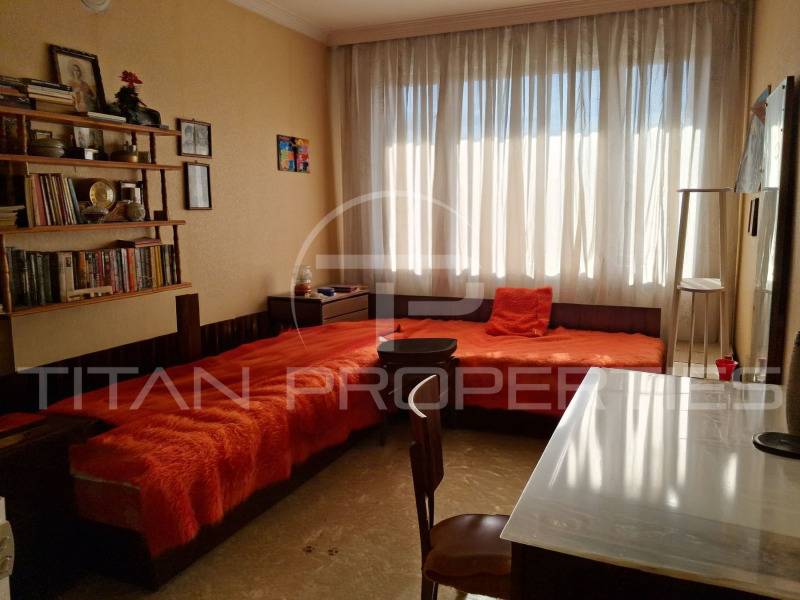 Продава ЕТАЖ ОТ КЪЩА, гр. София, Горна баня, снимка 3 - Етаж от къща - 52883791