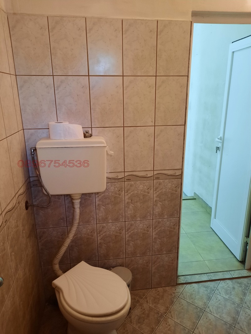 Продава МАГАЗИН, гр. Търговище, Център, снимка 12 - Магазини - 52778986