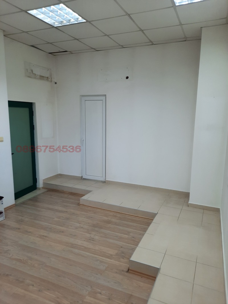 Продава МАГАЗИН, гр. Търговище, Център, снимка 7 - Магазини - 52778986