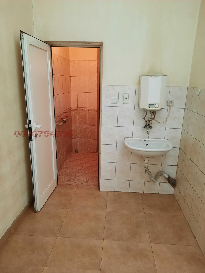 Продава МАГАЗИН, гр. Търговище, Център, снимка 10 - Магазини - 52778986