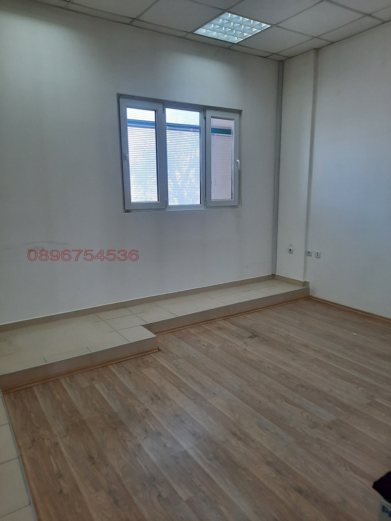 Продава МАГАЗИН, гр. Търговище, Център, снимка 6 - Магазини - 52778986