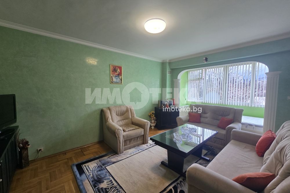 Продава 2-СТАЕН, гр. София, Красна поляна 1