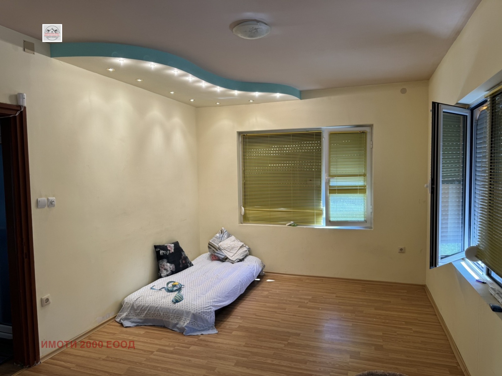 Продава КЪЩА, с. Ягода, област Стара Загора, снимка 2 - Къщи - 55393741