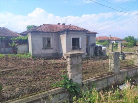 Продажба на имоти в гр. Долни чифлик, област Варна - изображение 1 