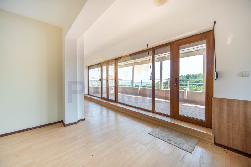 Продава 3-СТАЕН, гр. Балчик, област Добрич, снимка 5 - Апартаменти - 53085837