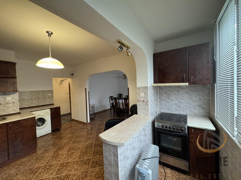 Продава 3-СТАЕН, гр. Бургас, Братя Миладинови, снимка 2 - Апартаменти - 53467545