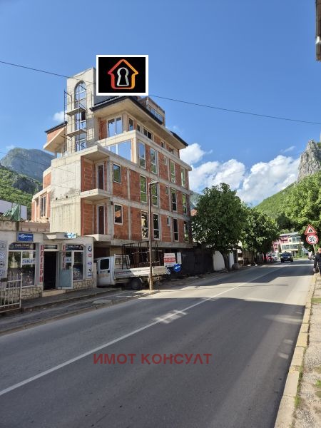 In vendita  Studio Vratsa , Tsentar , 44 mq | 85581000
