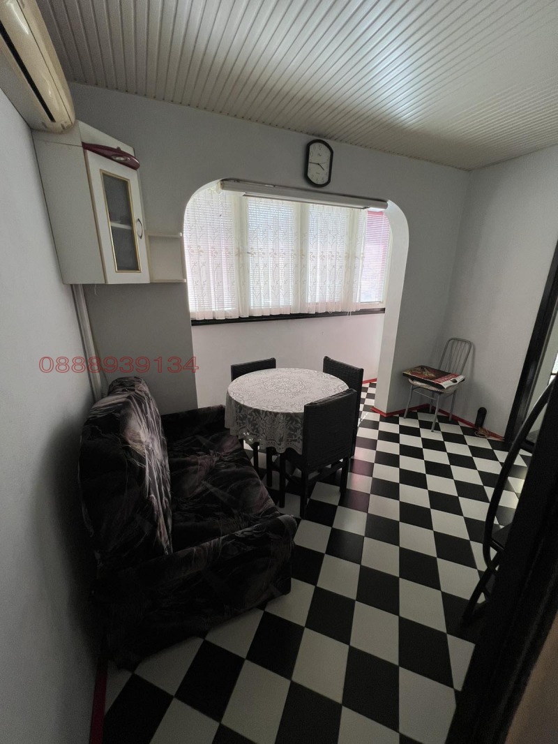 Продава 2-СТАЕН, гр. Враца, Дъбника, снимка 2 - Апартаменти - 52781766