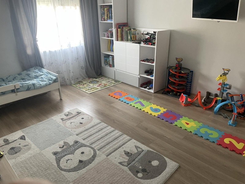 Продава  4-стаен град Бургас , Възраждане , 165 кв.м | 80147299 - изображение [7]