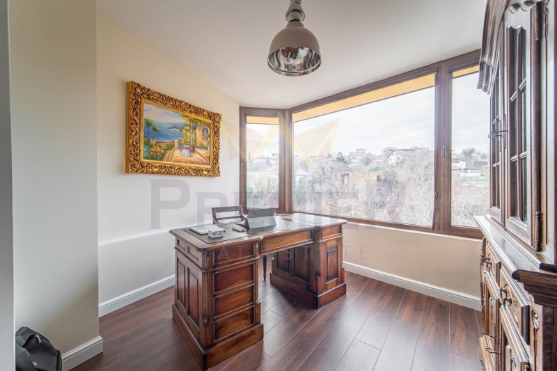 Продава  4-стаен град Варна , Бриз , 350 кв.м | 91067448 - изображение [12]
