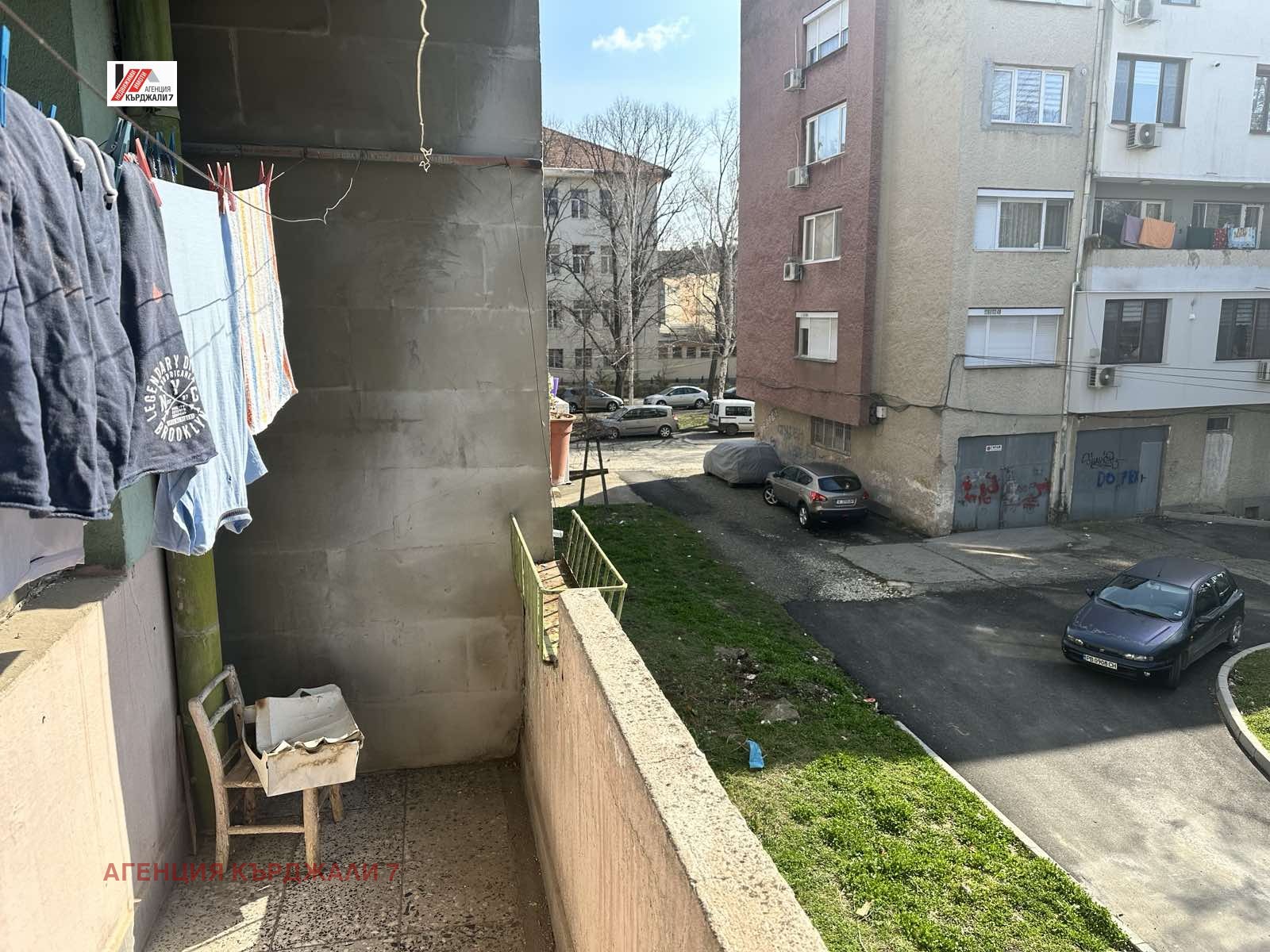 Продава 3-СТАЕН, гр. Кърджали, Център, снимка 3 - Апартаменти - 53882429