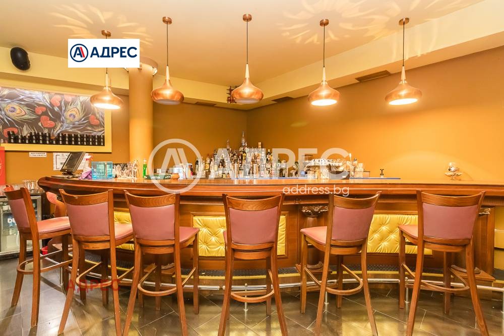 Продава МАГАЗИН, гр. Варна, Център, снимка 9 - Магазини - 53902273