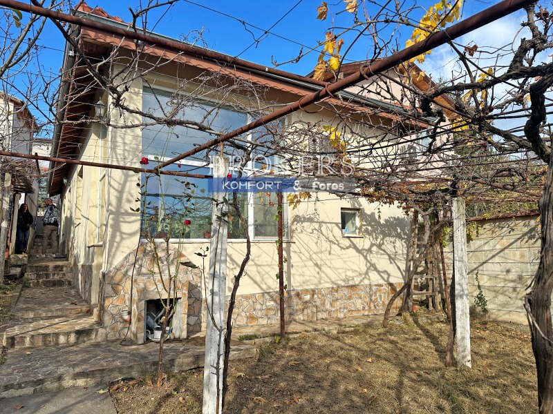 Продава КЪЩА в град Варна, м-т Кочмар - 54 кв.м / 199 000 € » 389 210.17 лв., КОМФОРТ И ФОРОС БРОКЪРС