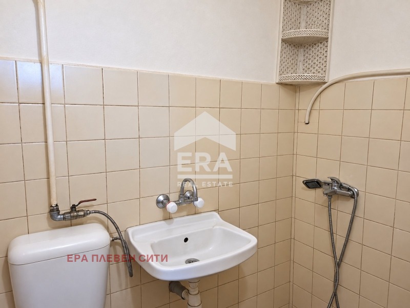 Продава 1-СТАЕН, гр. Плевен, Идеален център, снимка 4 - Апартаменти - 56079924