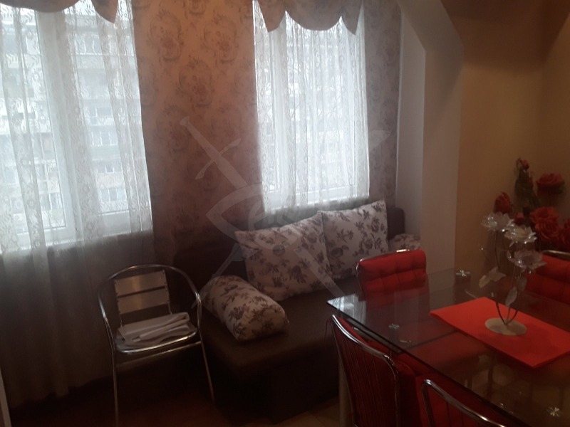 Продава  2-стаен град Бургас , Славейков , 65 кв.м | 74418775 - изображение [2]