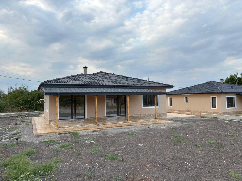 Продава  Къща област Хасково , с. Сираково , 160 кв.м | 68256459 - изображение [3]