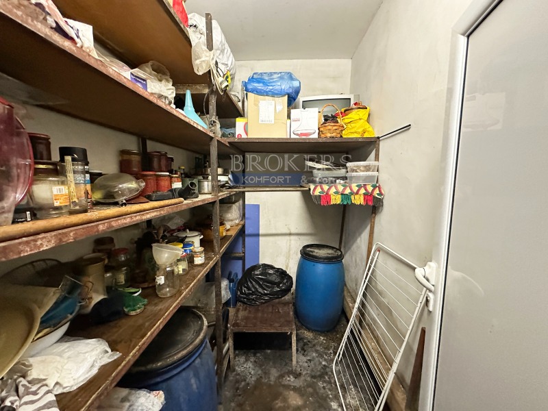 Продава КЪЩА, гр. Варна, м-т Кочмар, снимка 14 - Къщи - 52602913