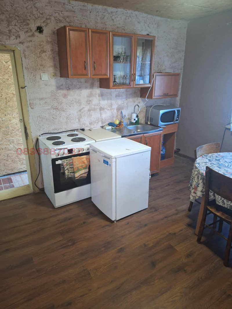 Продава КЪЩА, гр. Грамада, област Видин, снимка 3 - Къщи - 52781807