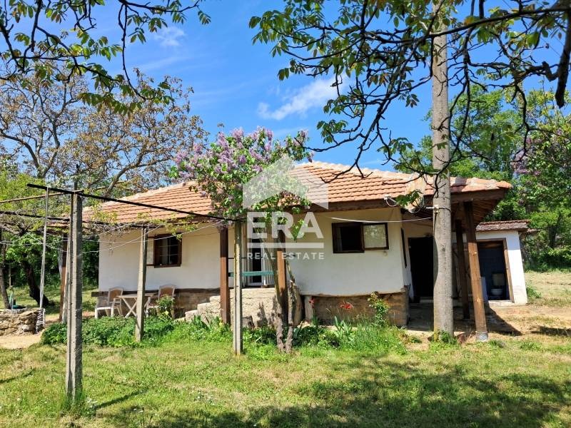 Продава КЪЩА, с. Голица, област Варна, снимка 2 - Къщи - 54885288