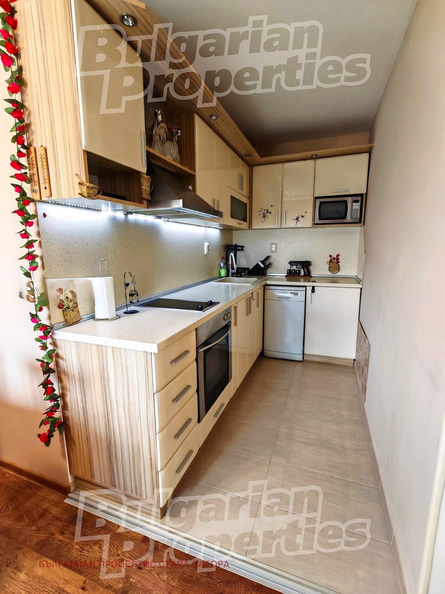 Продава МНОГОСТАЕН, гр. Стара Загора, Център, снимка 4 - Апартаменти - 53649220