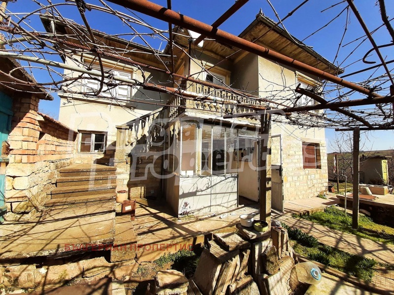 Продава КЪЩА в област Велико Търново, с. Нова Върбовка - 130 кв.м / 14 700 € » 28 750.70 лв., БЪЛГЕРИАН ПРОПЕРТИС
