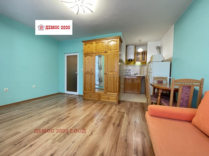 Myytävänä  Studio Varna , Kolhozen pazar , 41 neliömetriä | 98735350