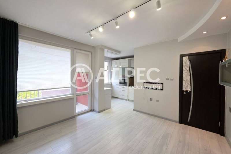 Продава 2-СТАЕН, град София, Обеля 1 • 142500 € / 278705.77 лв. • 22205202 1