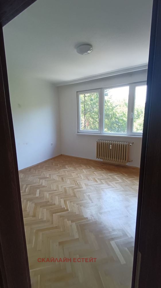 Продава 4-СТАЕН, гр. София, Медицинска академия, снимка 4 - Апартаменти - 54122017