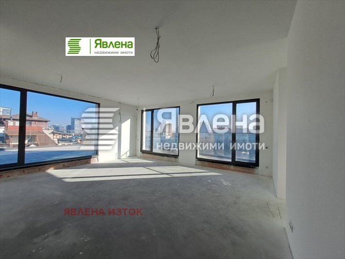 Продава МНОГОСТАЕН, гр. София, Изток, снимка 2 - Апартаменти - 53289326