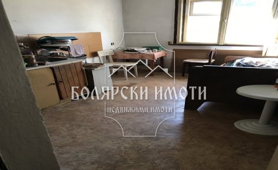 Продава КЪЩА, с. Първомайци, област Велико Търново, снимка 10 - Къщи - 49092881