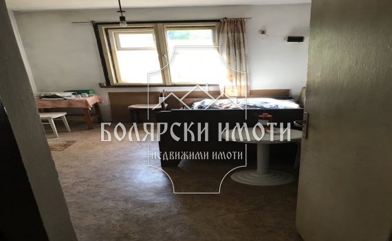 Продава КЪЩА, с. Първомайци, област Велико Търново, снимка 8 - Къщи - 49092881