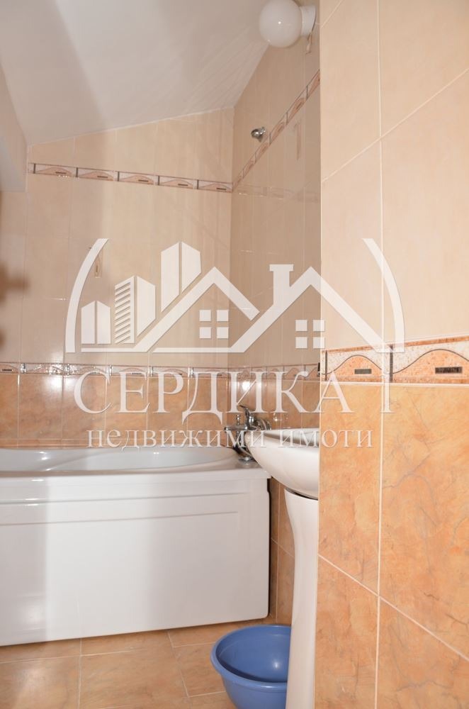 Продава КЪЩА, гр. Разлог, област Благоевград, снимка 11 - Къщи - 48600765