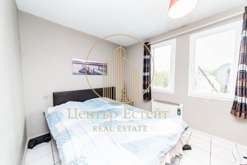 Продава КЪЩА, гр. Плевен, Индустриална зона, снимка 3 - Къщи - 52954871