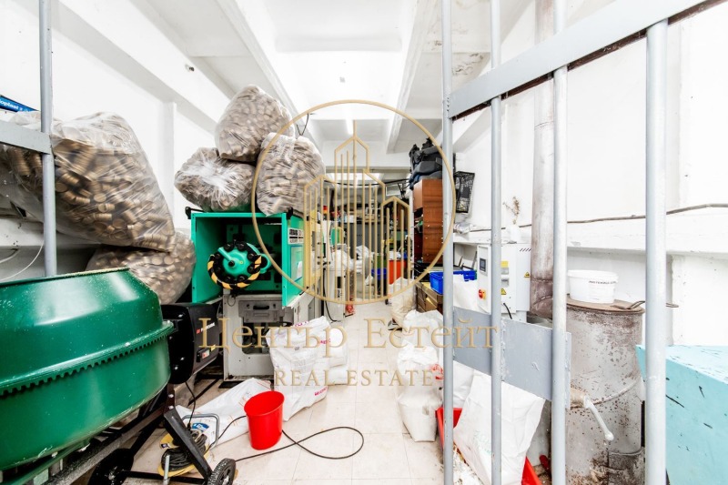 Продава КЪЩА, гр. Плевен, Индустриална зона, снимка 12 - Къщи - 52954871