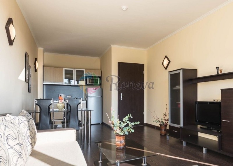 Te koop  1 slaapkamer Varna , k.k. Zlatni pjasatsi , 68 m² | 10108244 - afbeelding [3]