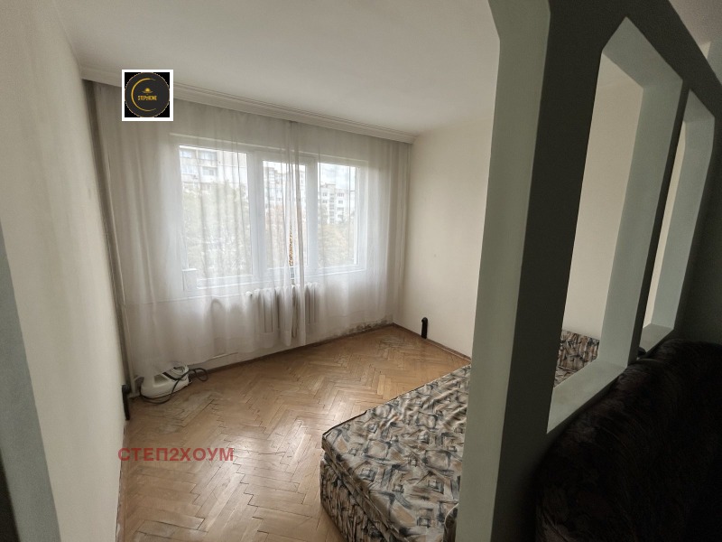 Продава 3-СТАЕН, град София, Младост 1 • 205000 € / 400945.15 лв. • 42361600 1