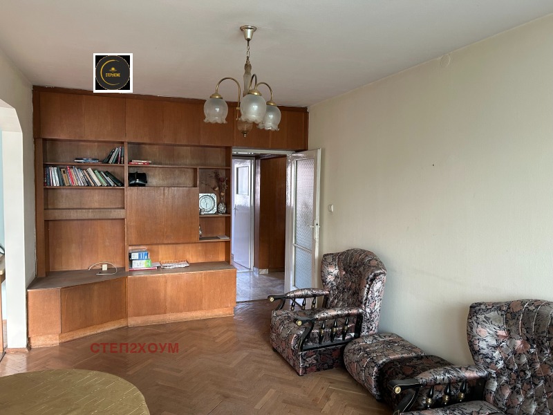 Продава 3-СТАЕН, гр. София, Младост 1