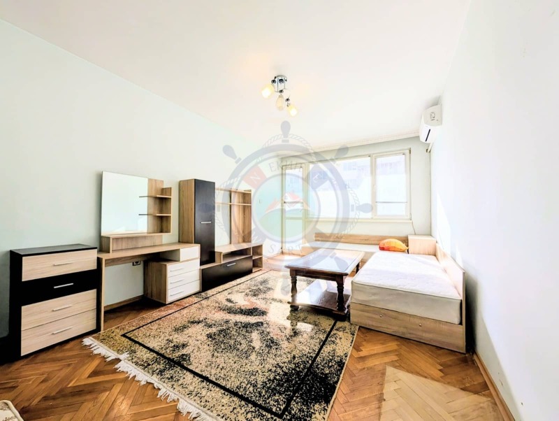 Продава 3-СТАЕН, гр. Варна, Лятно кино Тракия