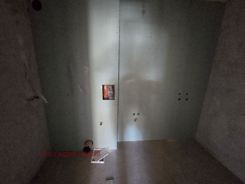 Te koop  3 slaapkamers Plovdiv , Juzjen , 134 m² | 77316773 - afbeelding [10]