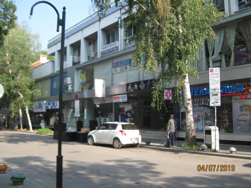 Продава  Магазин град Пазарджик , Идеален център , 30 кв.м | 31429382