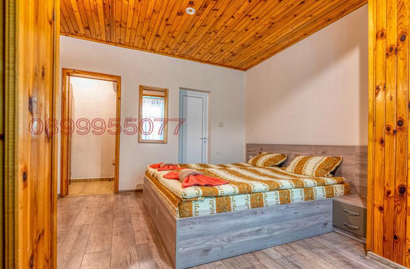 Продава ХОТЕЛ, с. Крушуна, област Ловеч, снимка 13 - Хотели - 52780929