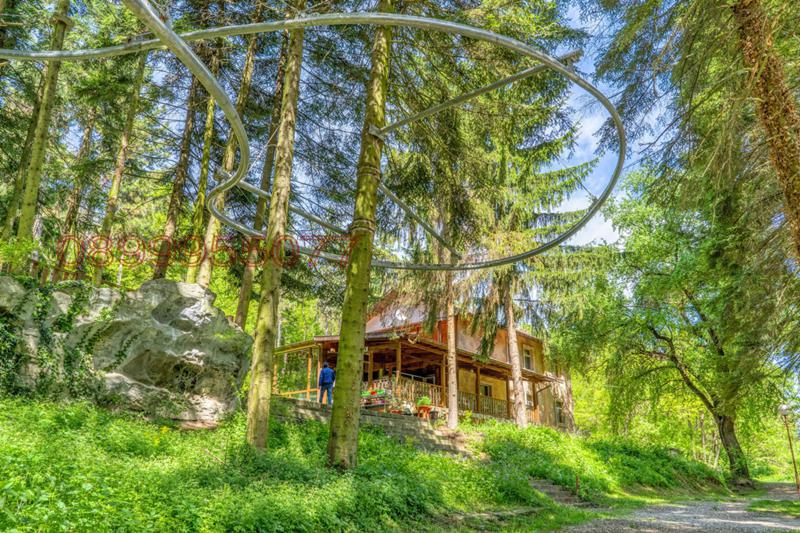 Продава ХОТЕЛ, с. Крушуна, област Ловеч, снимка 5 - Хотели - 52780929