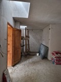 Продава ЕТАЖ ОТ КЪЩА, гр. Враца, Кемера - Художник, снимка 8