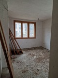 Продава ЕТАЖ ОТ КЪЩА, гр. Враца, Кемера - Художник, снимка 2