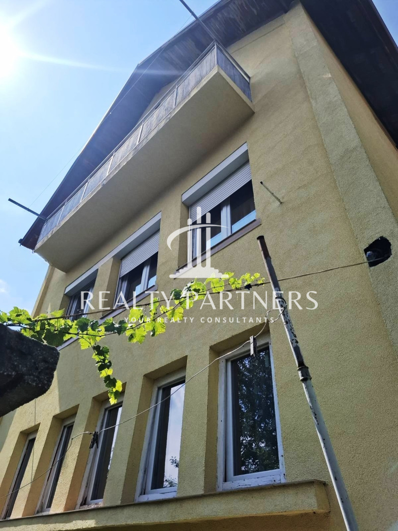 Продава КЪЩА в град Перник, Клепало - 196 кв.м / 155 000 € » 303 153.65 лв., РИЪЛТИ ПАРТНЪРС