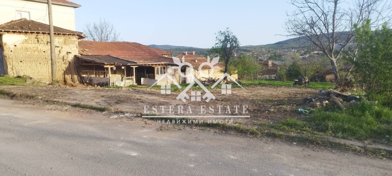 Продава ПАРЦЕЛ в област Шумен, гр. Смядово - 921 кв.м / 11 000 € » 21 514.13 лв., ЕСТЕРА ЕСТЕЙТ
