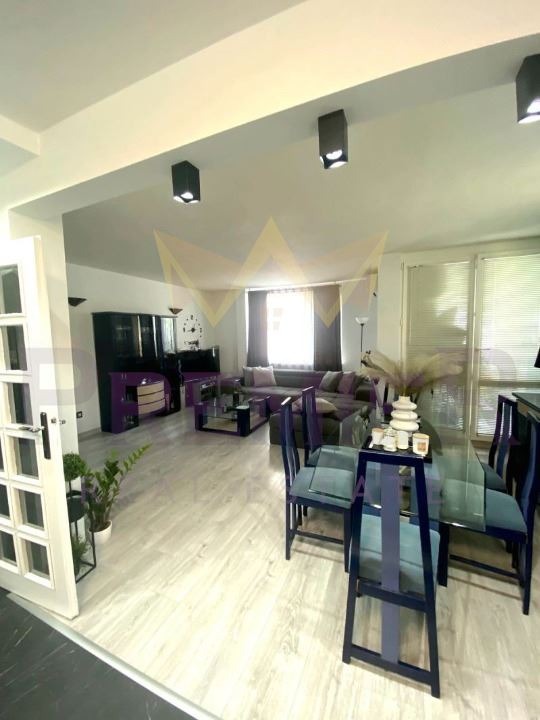 Продаја  2 спаваће собе Софија , Бакстон , 141 м2 | 29064398
